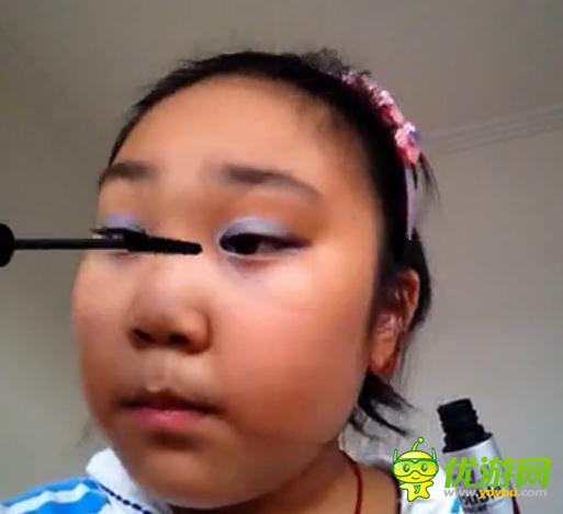 碉堡了!小学生教你如何化妆