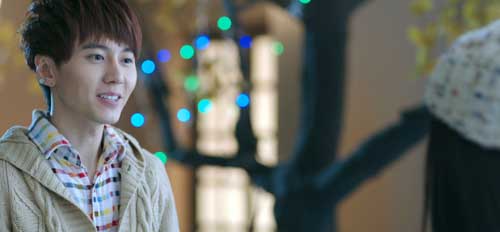 爱就宅一起 《我叫MT》校园广告美女主角曝光