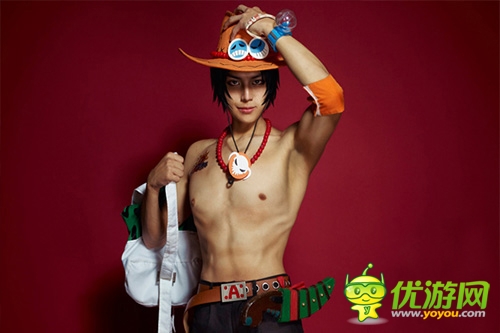 恋上绝美俏精灵 粉猴领衔《疾风勇者传》COS剧