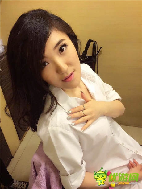 嘻哈女神范儿 《一起闯三国》明星团长专访