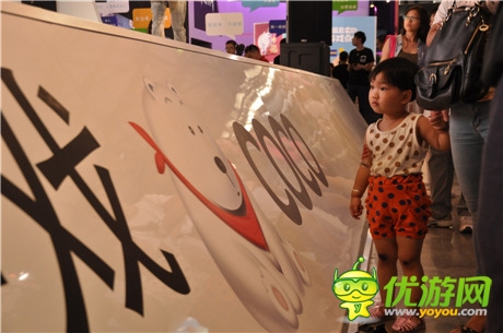 触控游戏CJ首日闪耀全场 展台耀眼人气爆棚