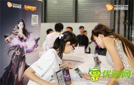 《女神联盟》手游CJ初亮相 小林志玲爱不释手