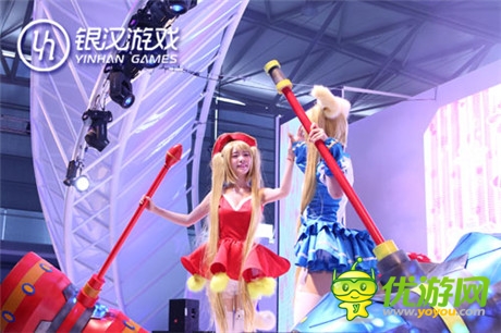 耀舞耀时尚 2014ChinaJoy银汉游戏展台采风