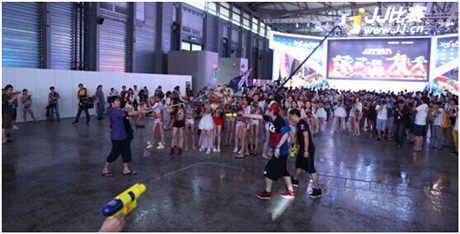 西山居女神对射 曹安娜粉丝开启上帝模式