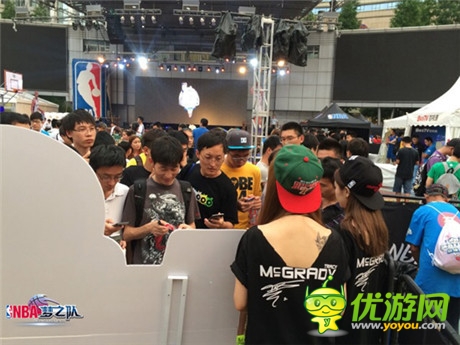 巨星助阵《NBA梦之队》展台 NBA篮球国度杭州站火辣开启