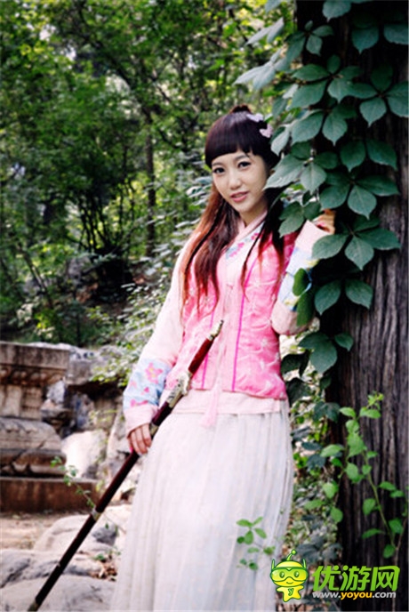 “北大小师妹”以自身之行 诠释《小师妹》端游真谛