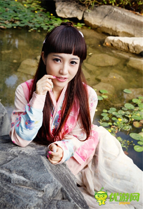 “北大小师妹”以自身之行 诠释《小师妹》端游真谛