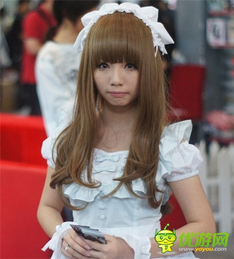 甜美coser迎新生《甜心爱消除》深大校园行