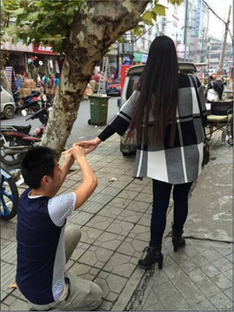 为女神每日1元 疯狂打游戏赚钻戒仍遭拒