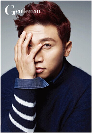 韩搞笑天王赤膊变身斯巴达代言《继承者》