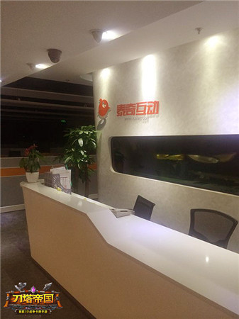 《刀塔帝国》“锤子情怀”不适合游戏