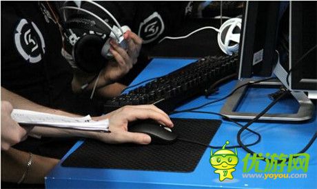 美国一大学允许学生靠玩游戏入学 斥资61万培训选手