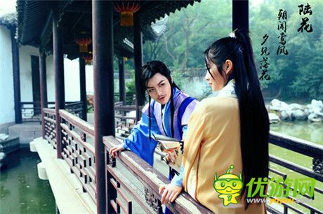 行云COS女版陆小凤：网友惊叫“我要嫁给她”