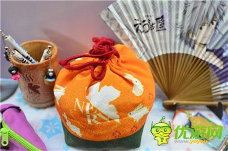 《EVA》正版手游周六首测 国内粉丝晒周边